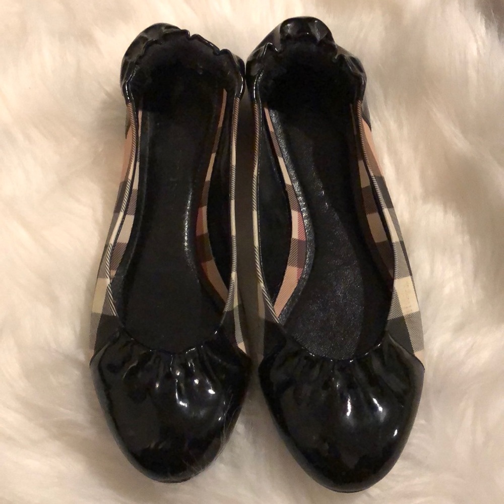 Burberry Flats